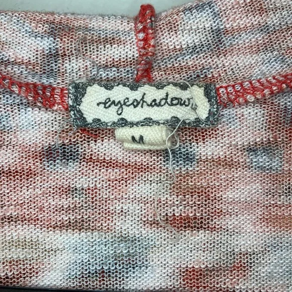 Hooded vest with aztec design - Picture 3 of 3